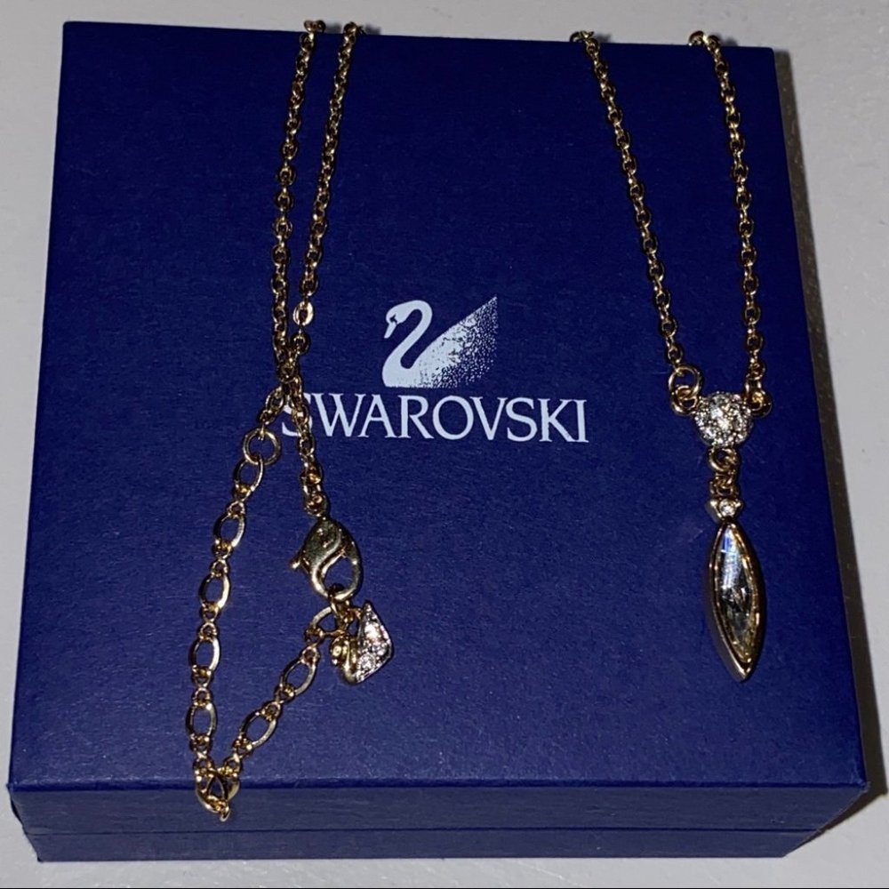Gold Swarovski‎ Genuine Crystals Necklace - Picture 4 of 9